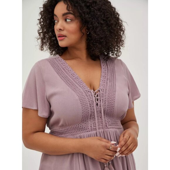 Torrid Babydoll Crinkle Gauze Crochet Inset Lace-Up Top Elderberry Plus Size 1X - Picture 3 of 7